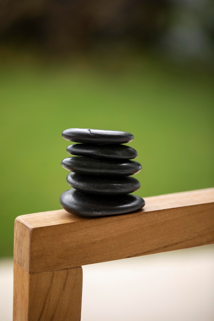 Foto grátis arranjo criativo de prática de fengshui