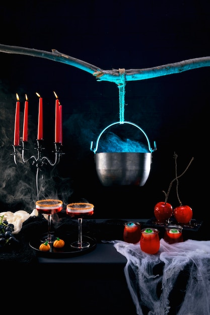 Foto grátis arranjo de comida para festa de halloween