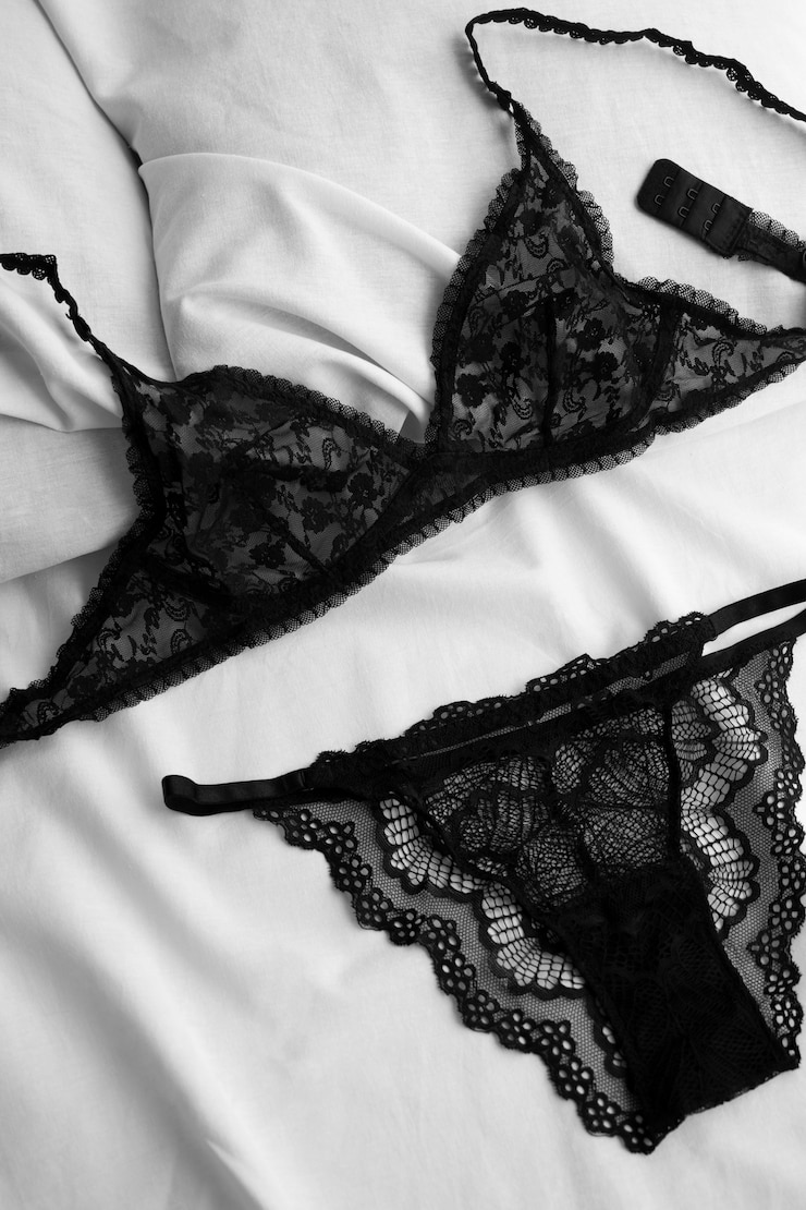 Foto grátis arranjo de lingerie feminina natureza morta