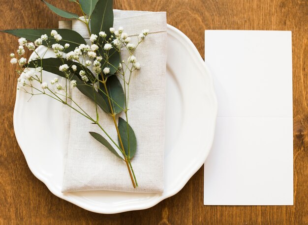 Arranjo de mesa de casamento