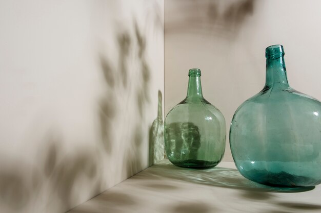 Arranjo de vasos minimalista verde