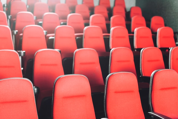 Assentos vazios de cinema