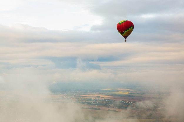 Foto grátis balão de ar quente