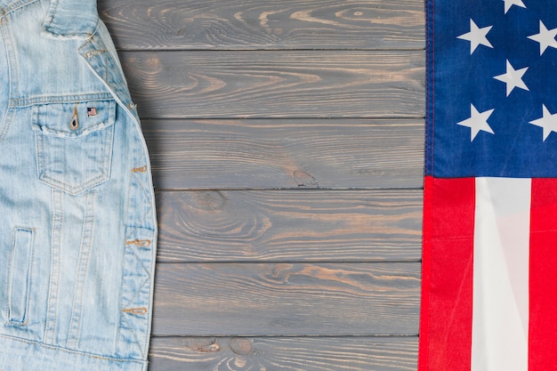 Bandeira americana e jaqueta jeans