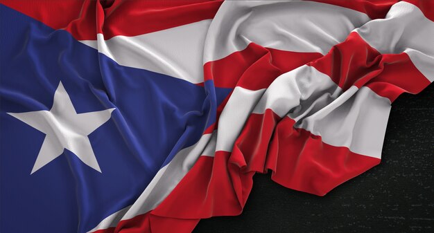 Bandeira de Puerto Rico enrugada no fundo escuro 3D Render