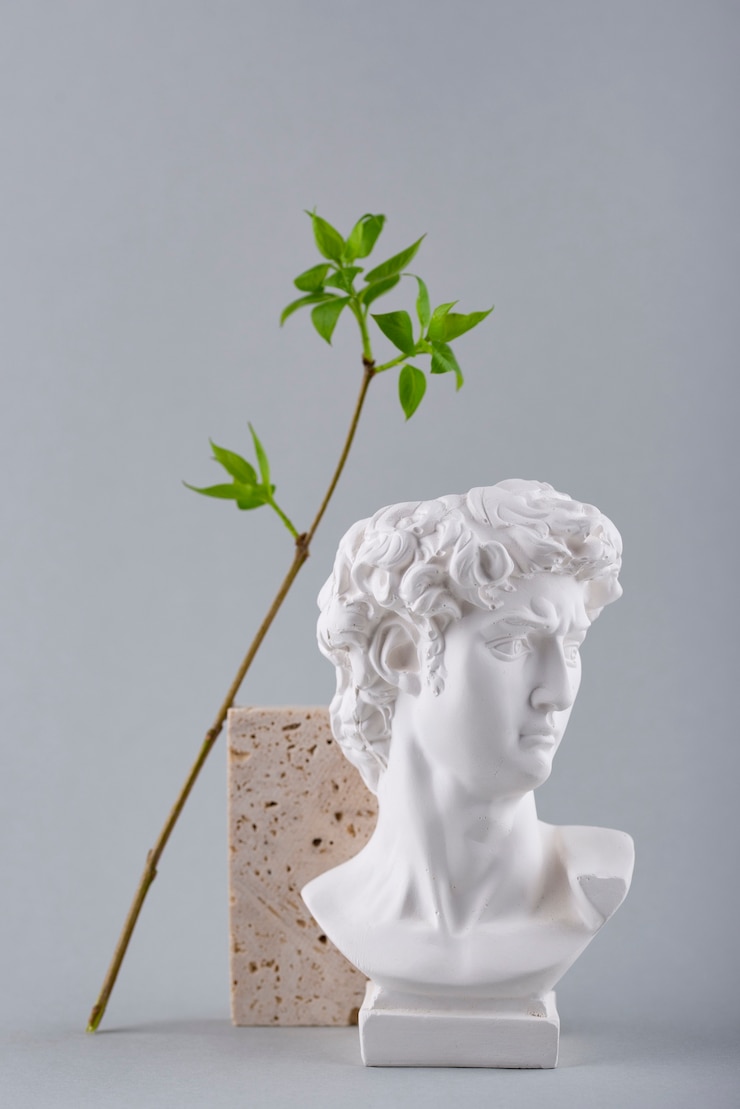Foto grátis bela escultura de figura romana