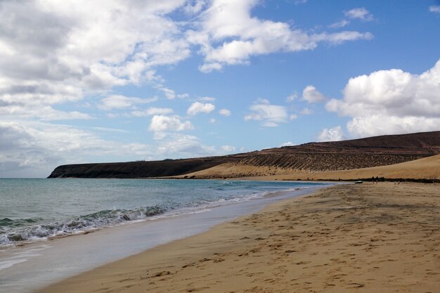 Bela foto da praia Playa Risco Step em Fuerteventura, Espanha