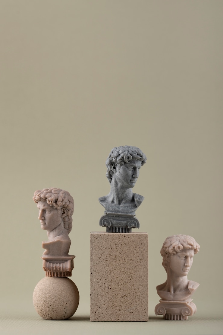 Foto grátis belas figuras romanas esculpidas