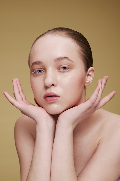 Foto grátis beleza, retrato, de, mulher jovem