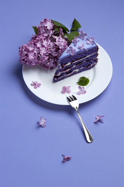 Foto grátis belo conceito de comida ecológica com flores