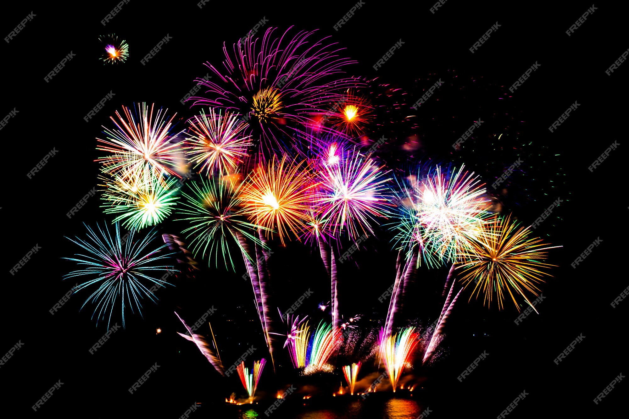 Fogos De Artifício Coloridos De Fogos De Artifício PNG Imagens Gratuitas  Para Download - Lovepik