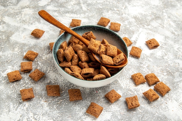 biscoitos de almofada doces em branco