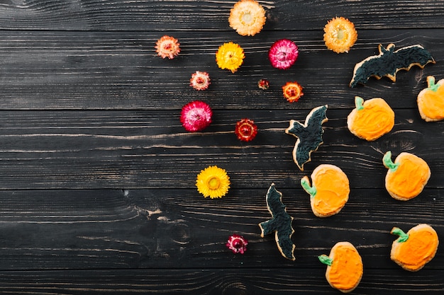 Biscoitos de Halloween com flores