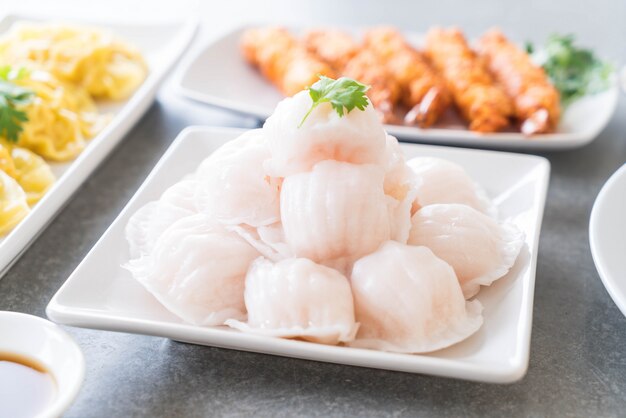 Bolinhos de camarão cozidos com vapor dim sum