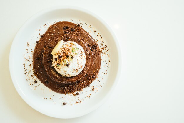 Foto grátis bolo de chocolate e pudim