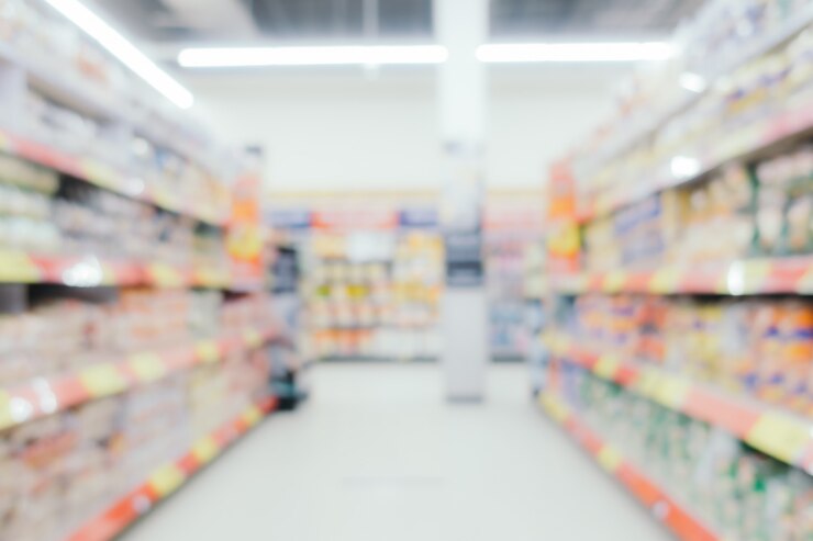 Foto grátis borrão abstrato e desfocar o shopping no interior da loja de departamento