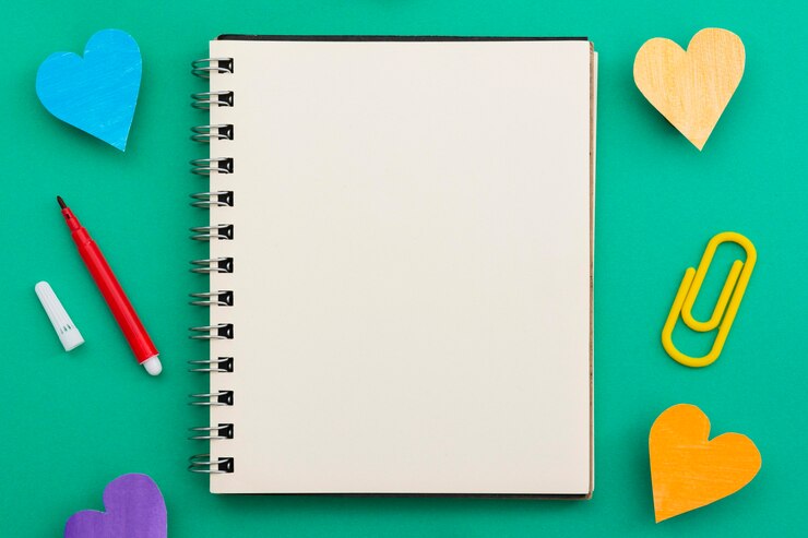 Foto grátis caderno aberto do conceito de orgulho gay