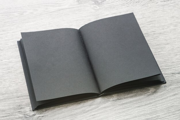 Caderno preto