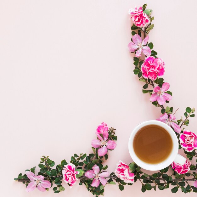 Café e flores