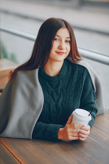 Foto grátis café pessoas vida diversão garota