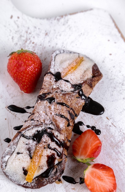 Foto grátis cannoli delicioso