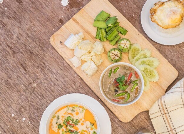 Caranguejo em sopa de coco ou ensopado de caranguejo