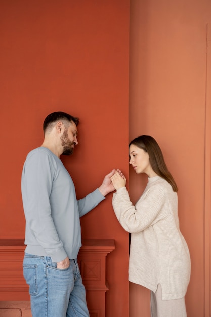 Casal com problemas de comunicação