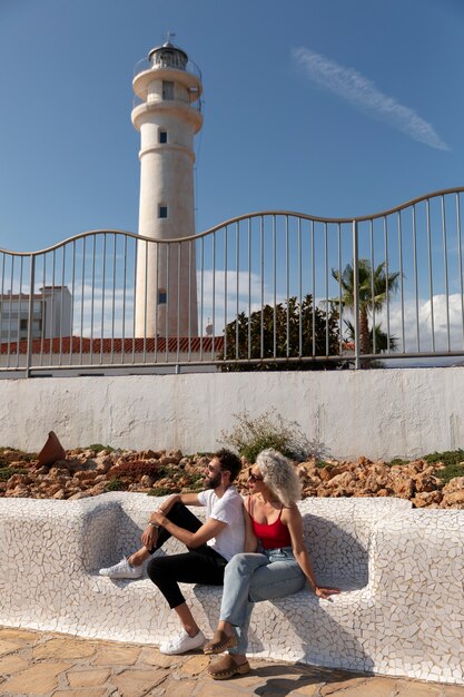 Casal de tiro completo no farol