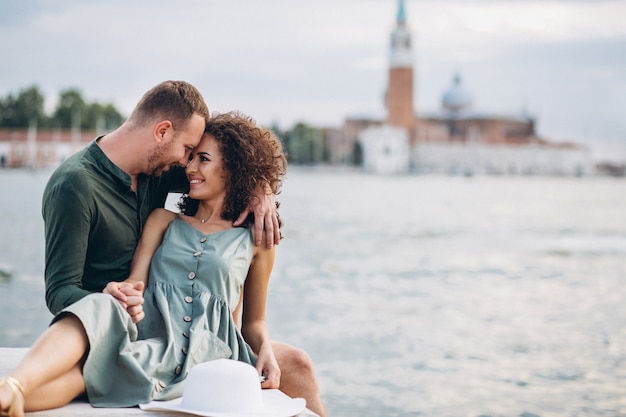 Casal em lua de mel em Veneza