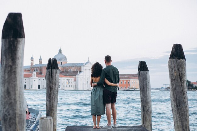 Casal em lua de mel em Veneza
