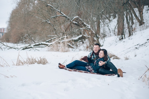 casal na neve