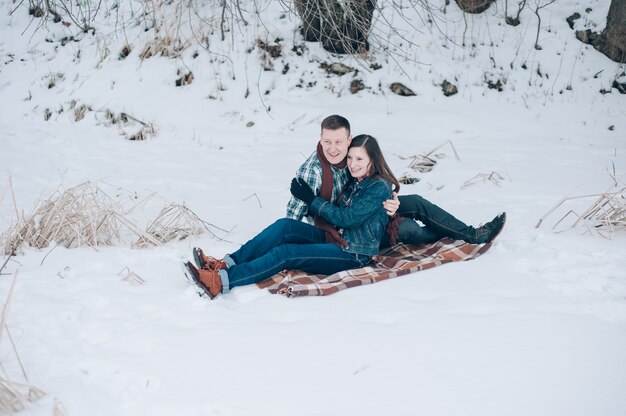 casal na neve