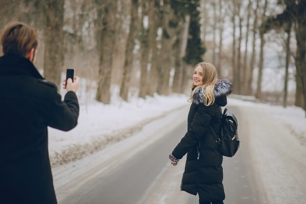 Casal no inverno