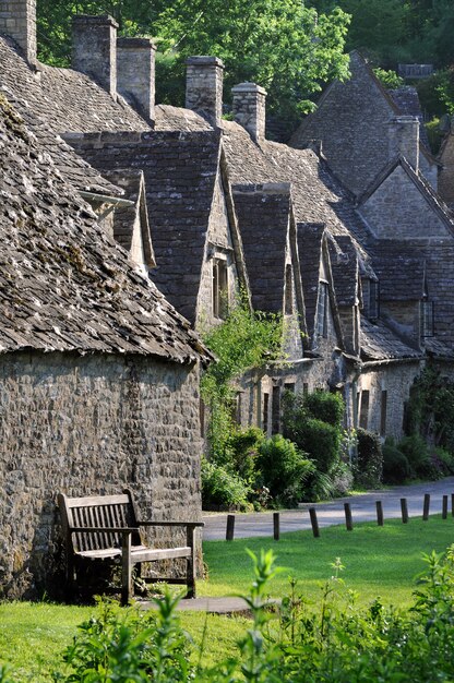 casas antigas tradicionais em Inglês rural de Cotswolds