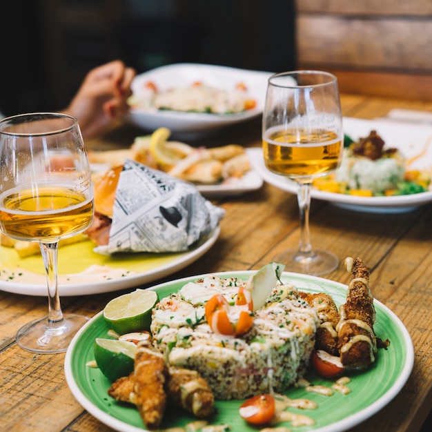 Foto grátis cena de comida deliciosa