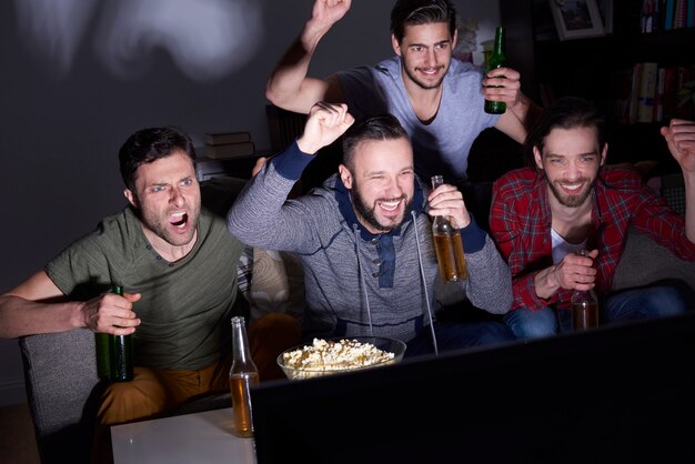 Cerveja, pipoca e muita diversão