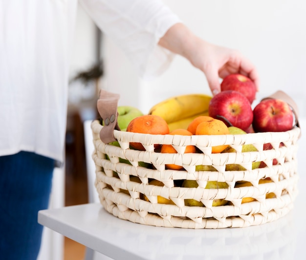 Foto grátis cesto de frutas