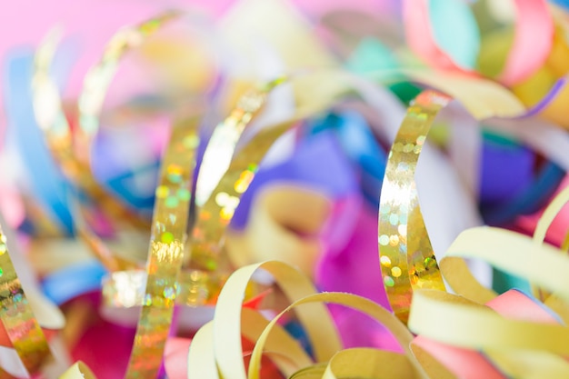 Close-up confetti colorido