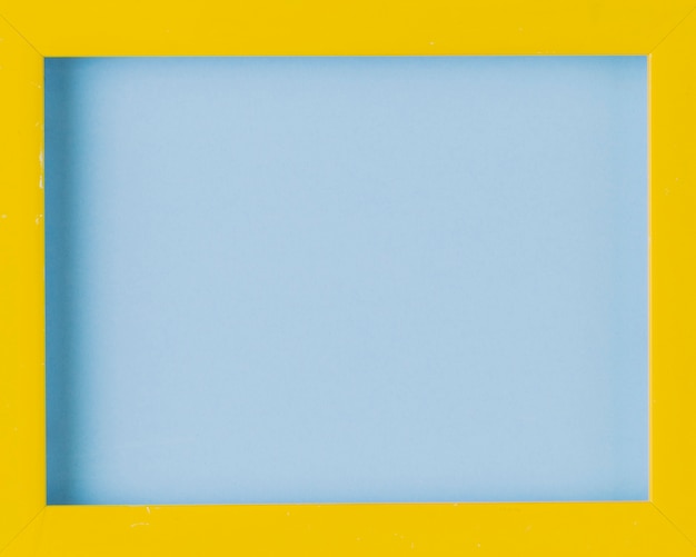Foto grátis close-up, de, madeira amarela, borda, em branco, frame foto