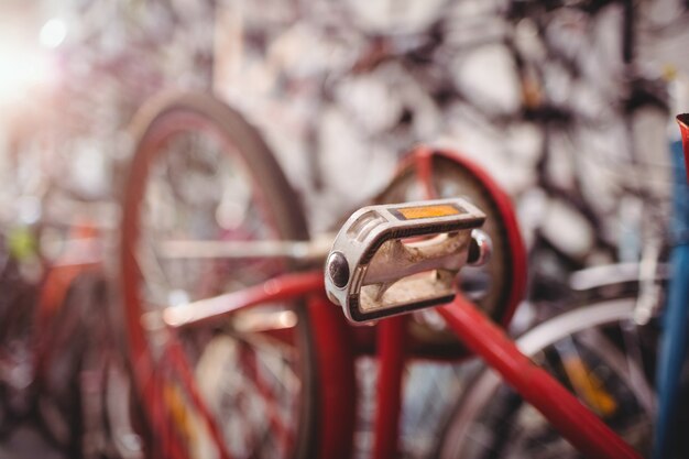 Close-up do pedal da bicicleta