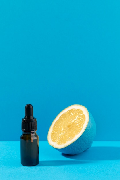 Foto grátis close-up em complementos alimentares com laranja