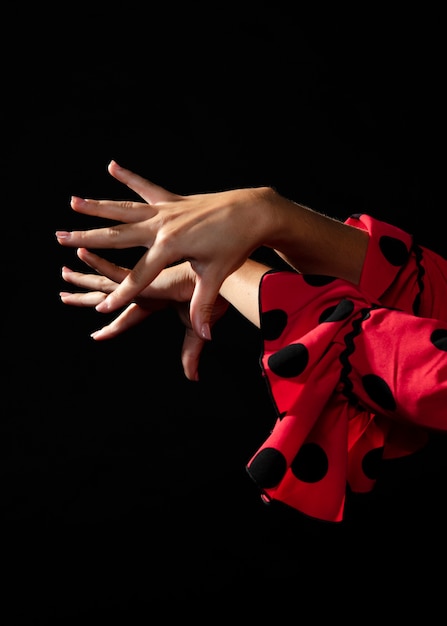 Close-up, flamenca, mulher, cruzamento, braços