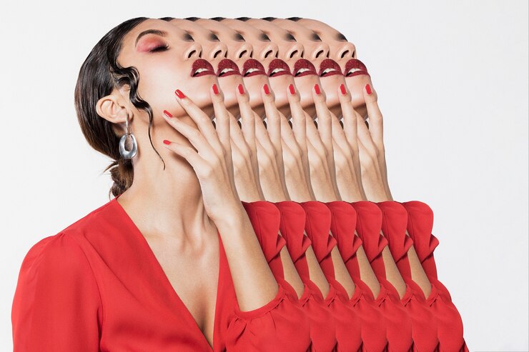 Foto grátis colagem com mulher bonita multiplicada