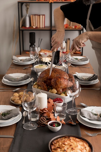 Foto grátis comida de alto ângulo para o dia de ação de graças