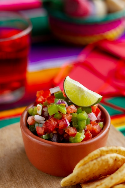 Foto grátis comida de festa mexicana deliciosa de alto ângulo