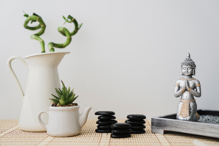 Foto grátis composição com variedade de elementos para meditação