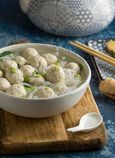 Composição da deliciosa tigela de bakso