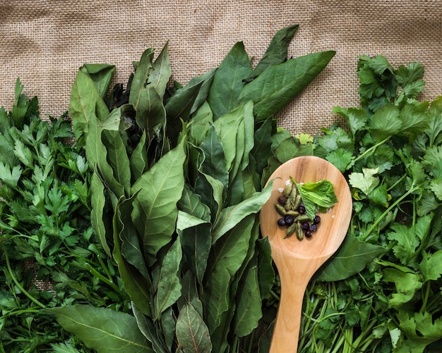 Foto grátis composição de ingredientes helathy moderna