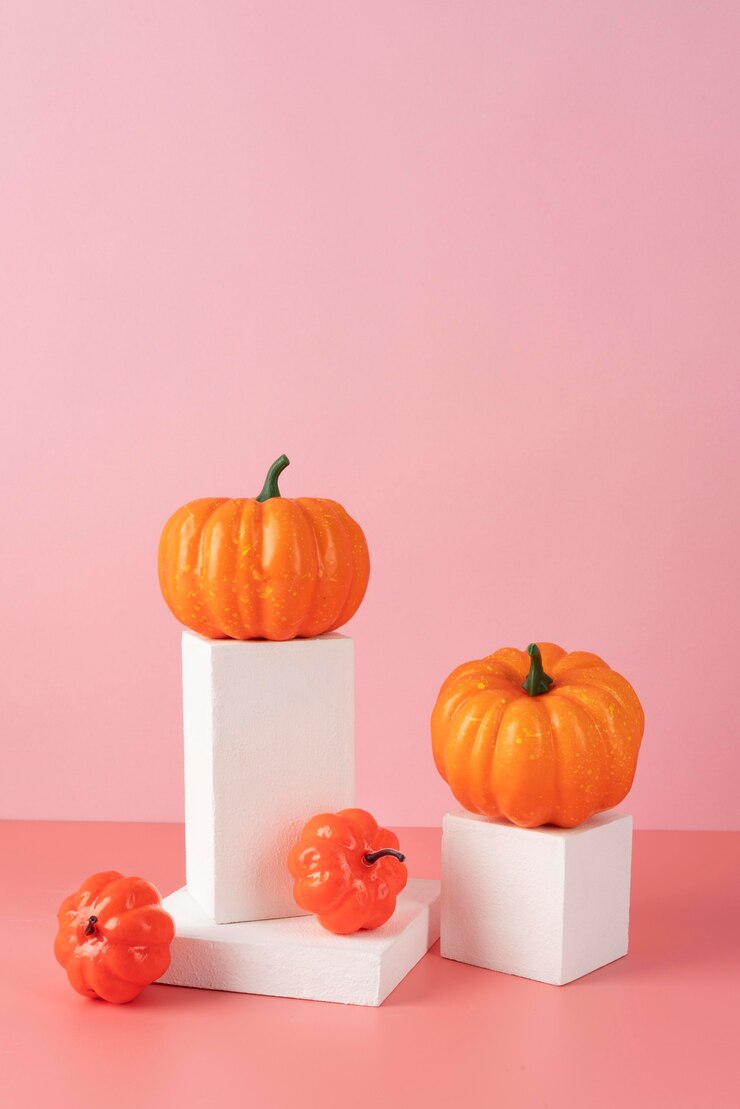 Foto grátis composição de vista frontal de elementos criativos de halloween