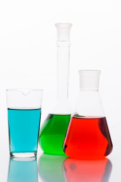 Composição química colorida em laboratório